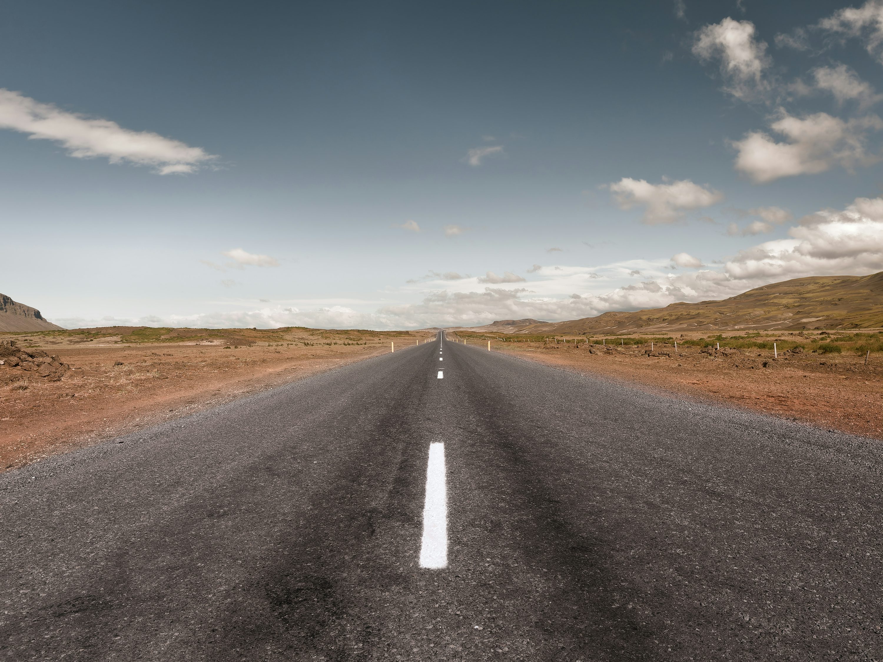 Road Trip Planner: Map Your Route with Stops & Hotels