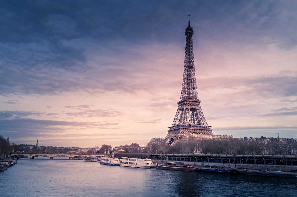 France Travel Guide 2026 — Paris, Provence & Beyond